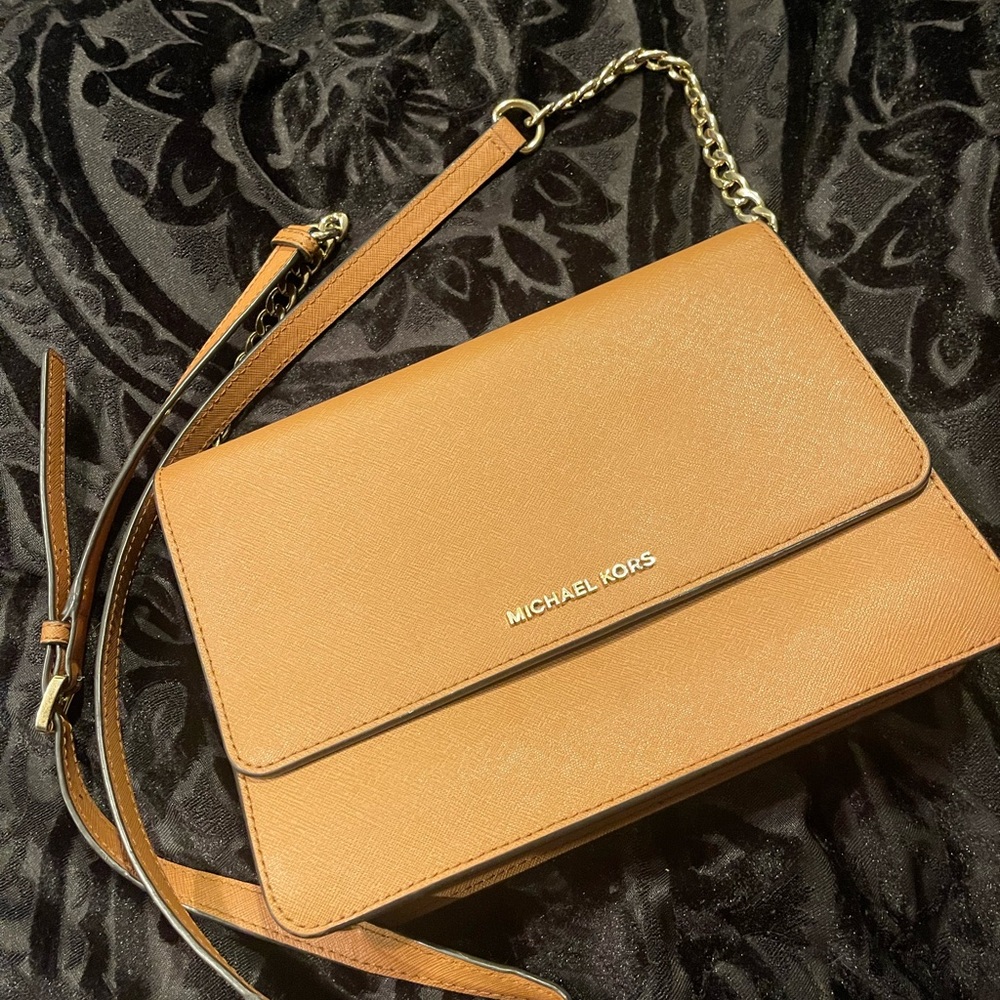Michael Kors crossbody bag